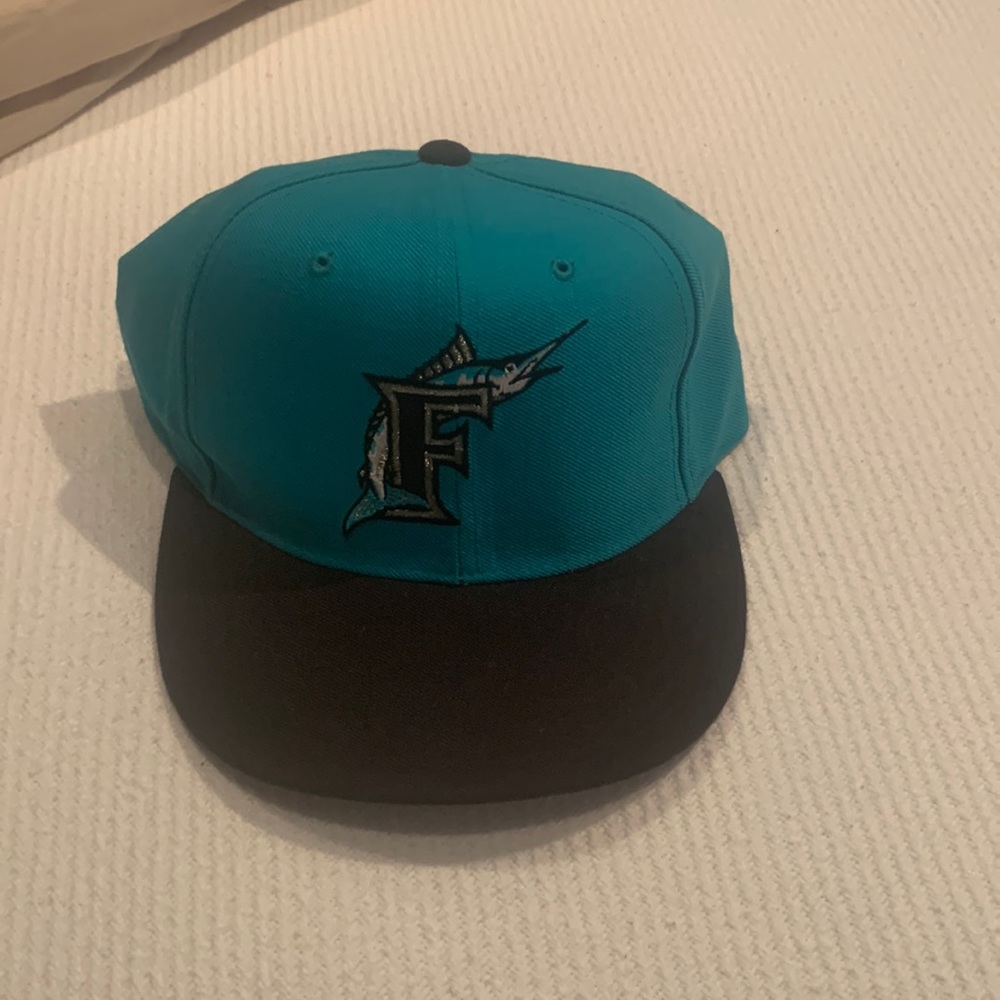 Florida Marlins hat, size 7 3/8
